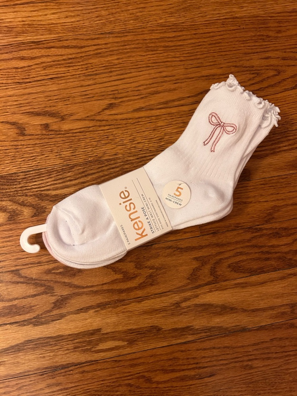 Kensie Pink and White Crew Socks with Ruffles 5 Pack